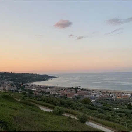 Seascape With Breath Taking View * ואסטו